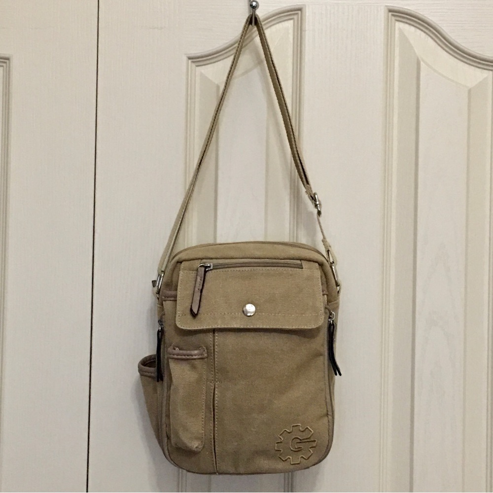 Tan Vapen Bag/Crossbody